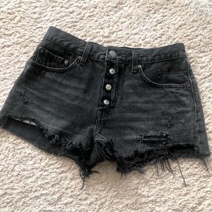 LEVI’S short